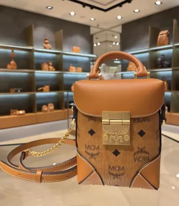 MCM Bag Size:15×11.5×7cm #A47982
