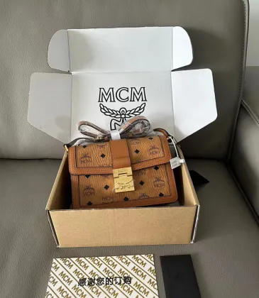 MCM Women's Mini Bags | Luxury Leather Designer Size:15x22x5.5cm #A49131